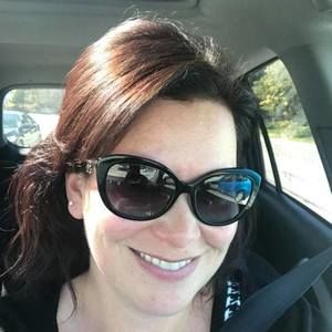 Meet your Posher, Renee